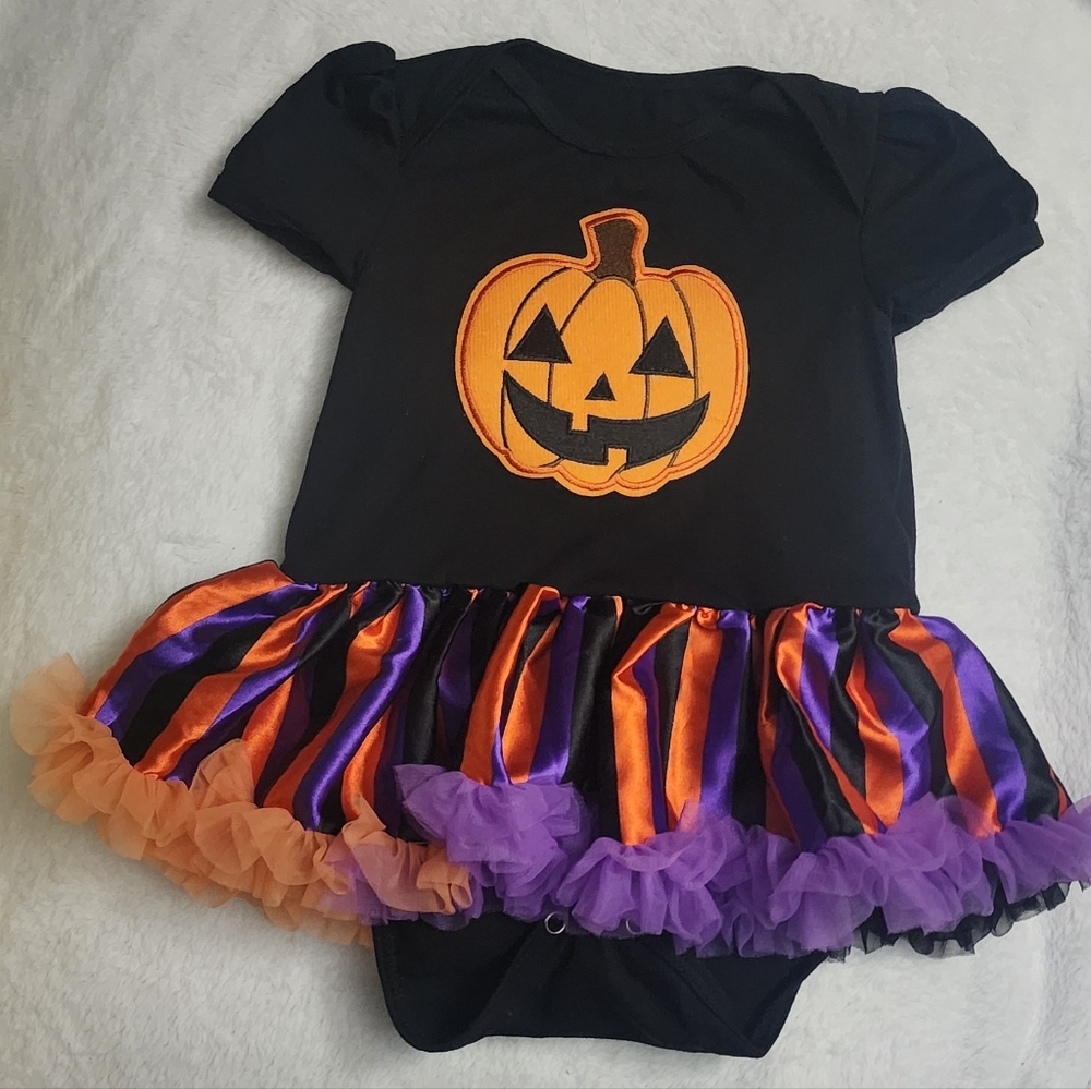 Halloween pumpkin onsie